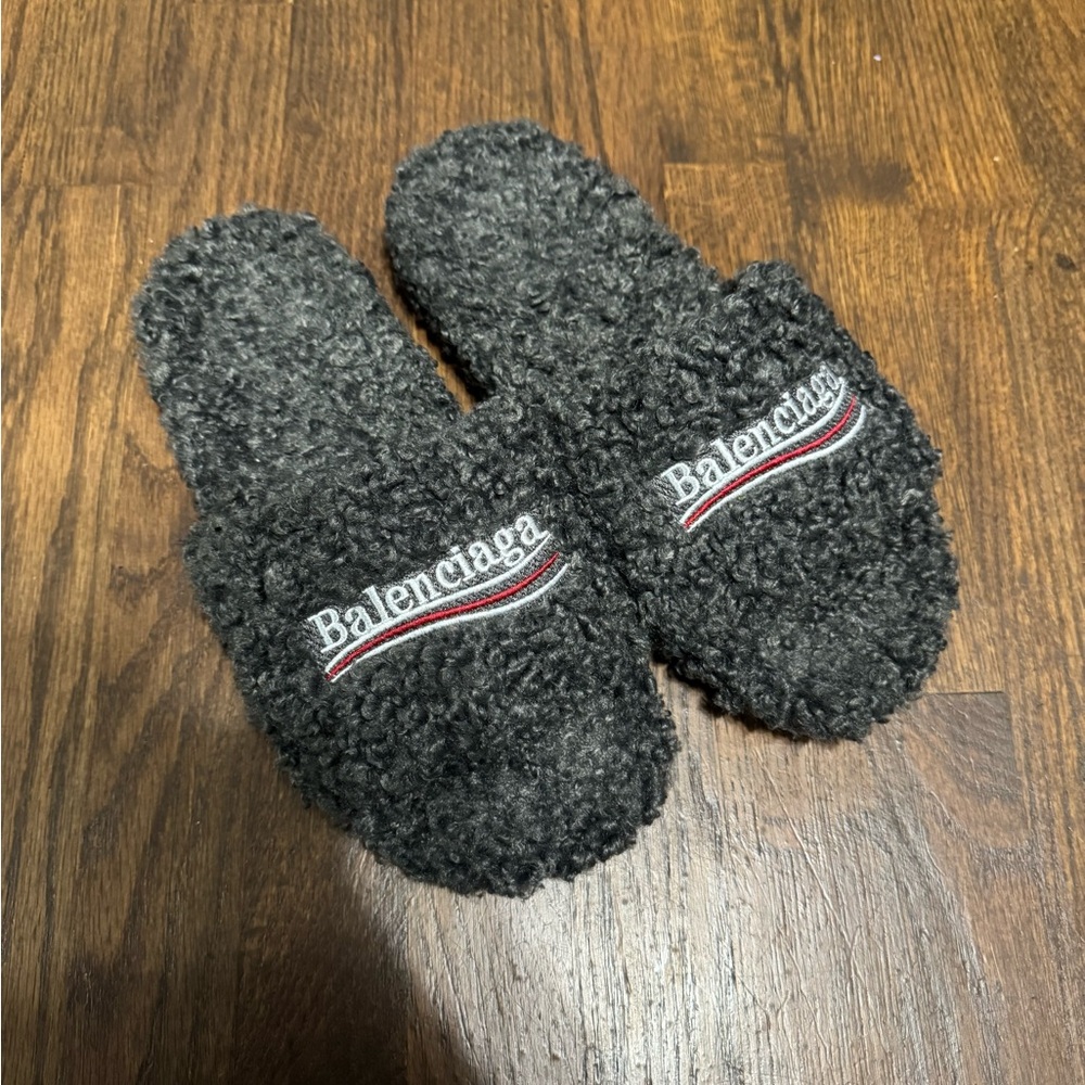 Balenciaga Gray Fuzzy Slides